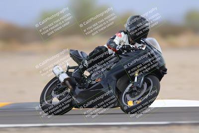 media/Sep-10-2022-SoCal Trackdays (Sat) [[a5bf35bb4a]]/Turn 6 (1140am)/